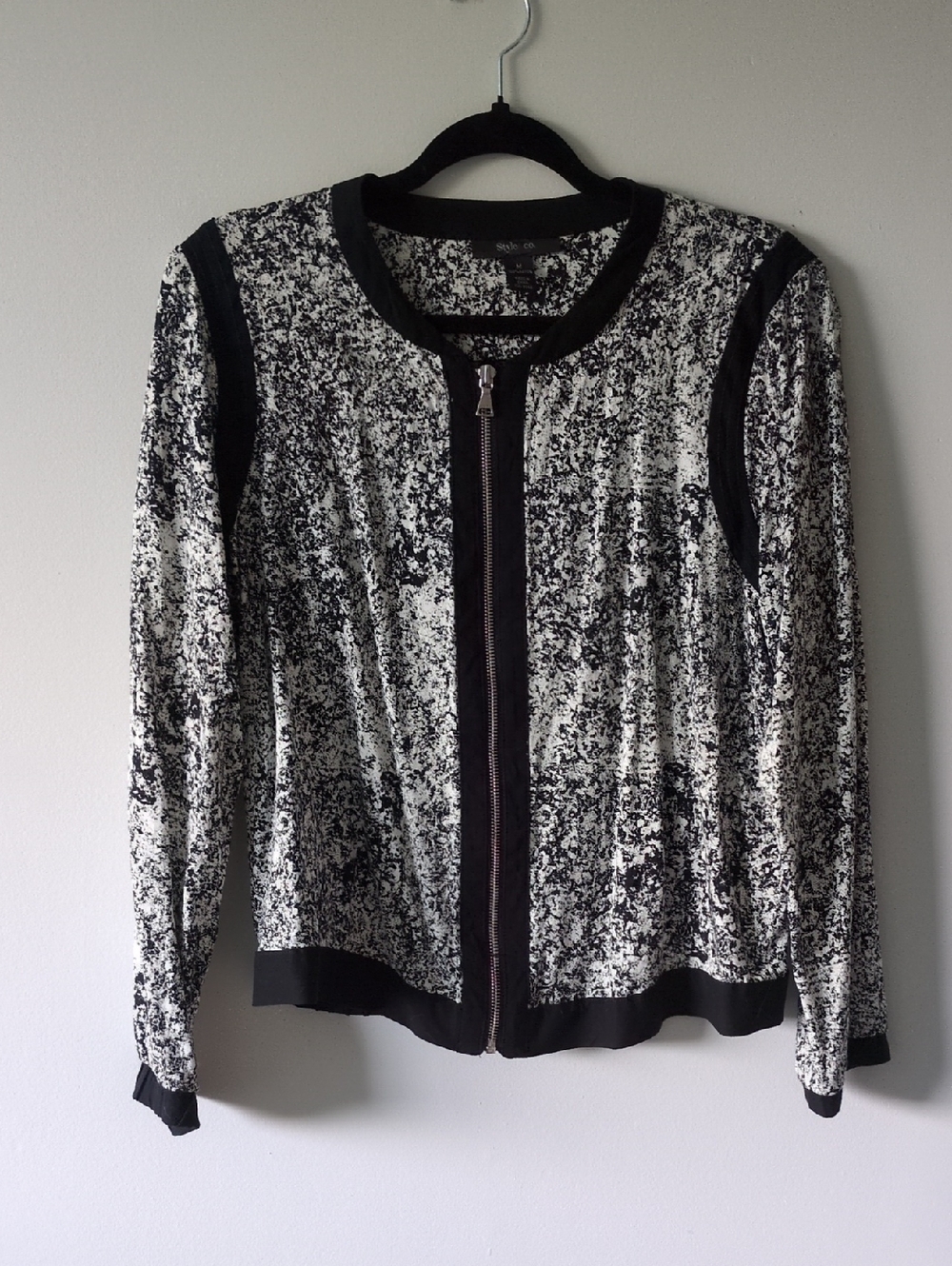 Style & Co. Black and White Speckle Knit Top